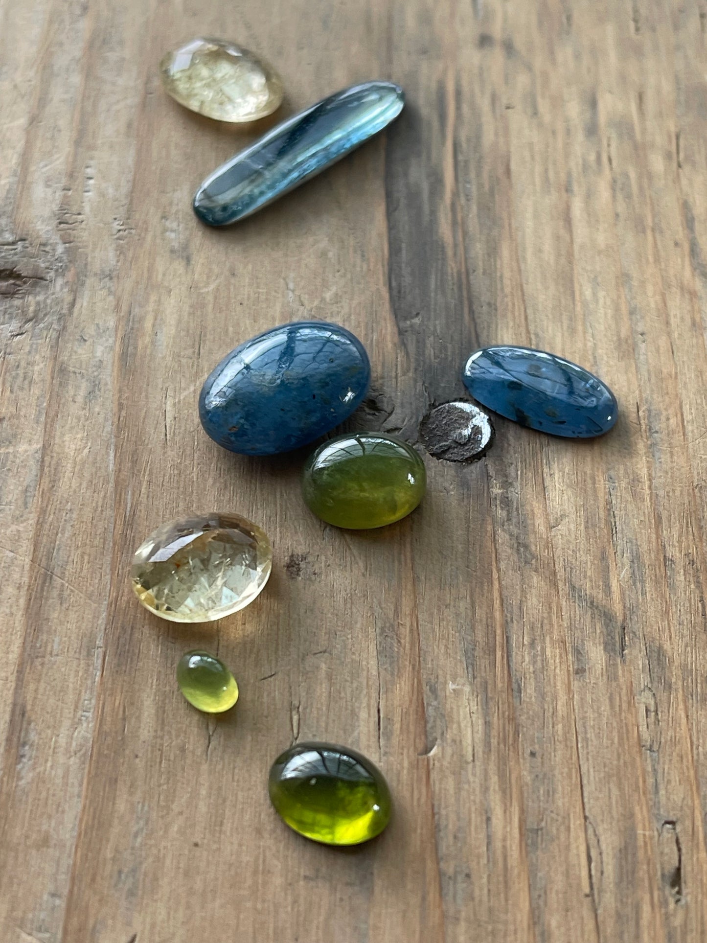Gemstone Collection 339: Kyanite, Scapolite, Vesuvianite, Prehnite - 39CT