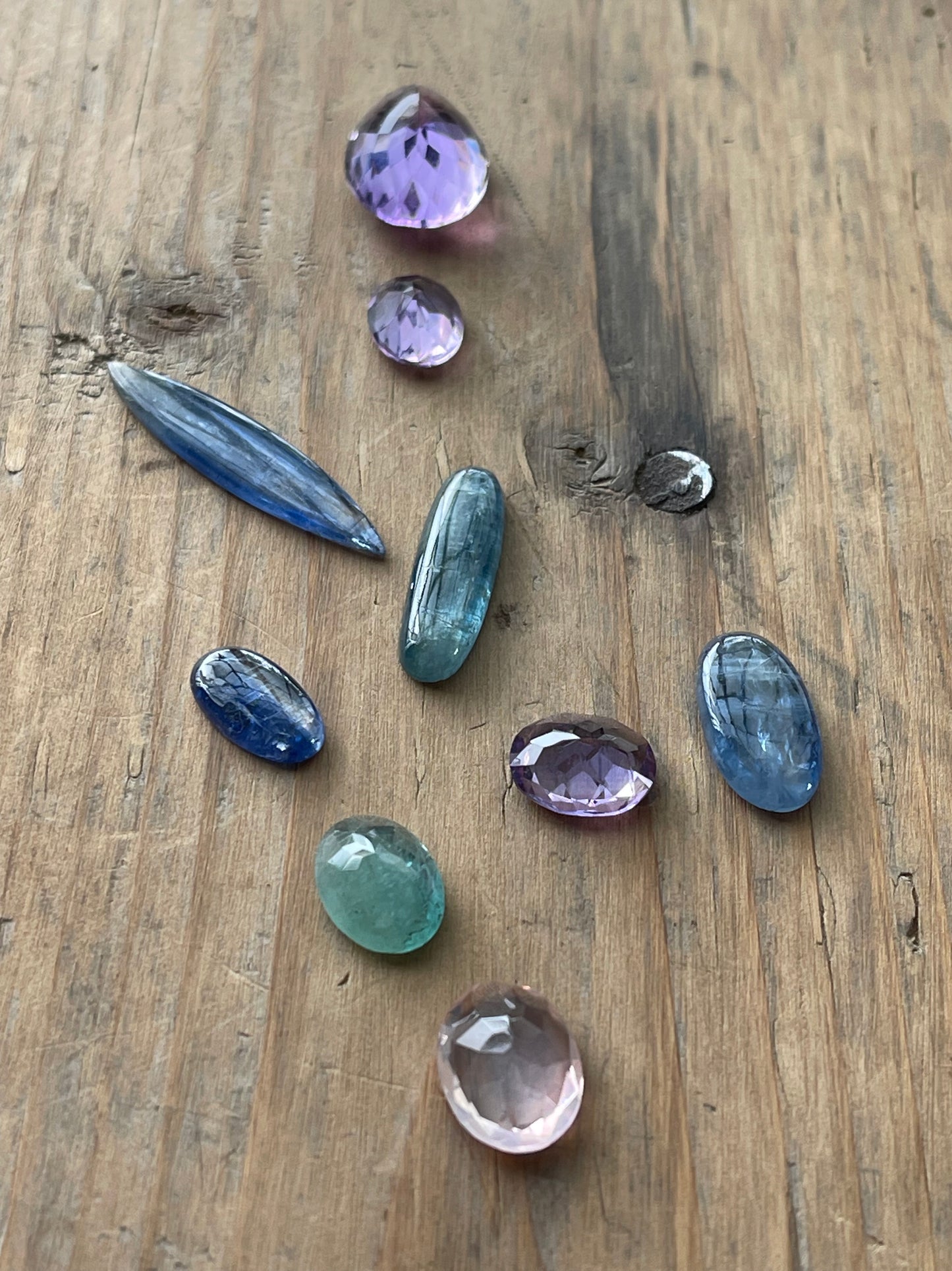 Gemstone Collection 340: Kyanite, Amethyst, Grandidierite, Morganite - 42CT