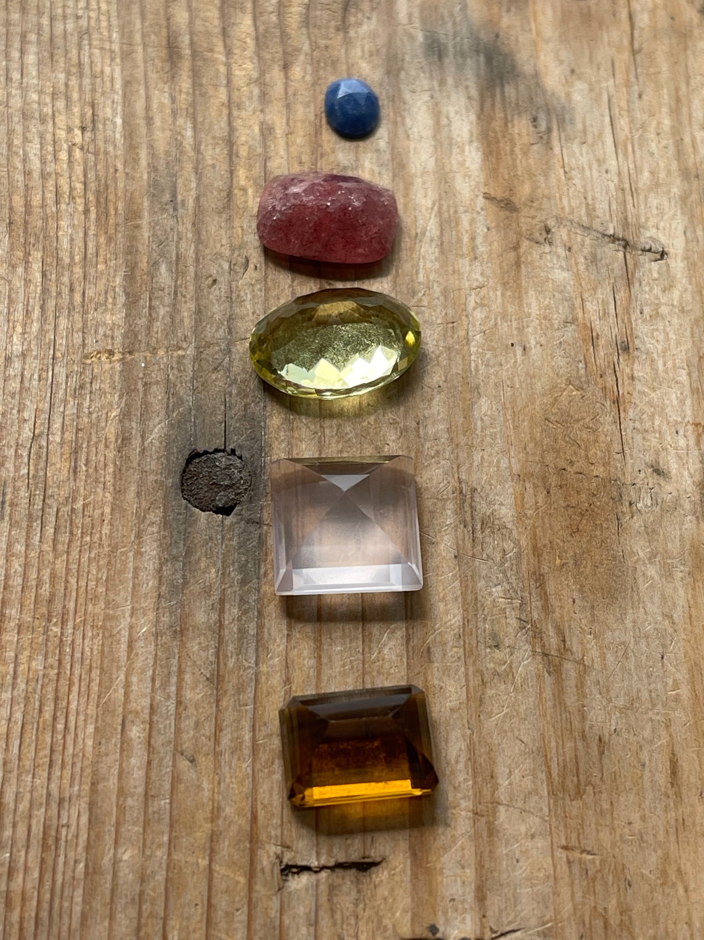Gemstone Collection 50: Lemon Quartz, Rose Quartz, Champagne Quartz, Tanzanite - 42CT