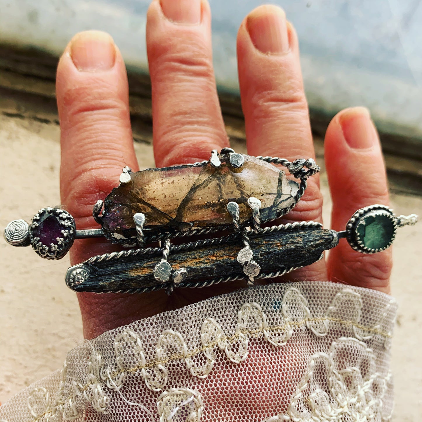 Workshop: Sacred Objects - Exploring Nontraditional Stone Setting April 18-22, 2023