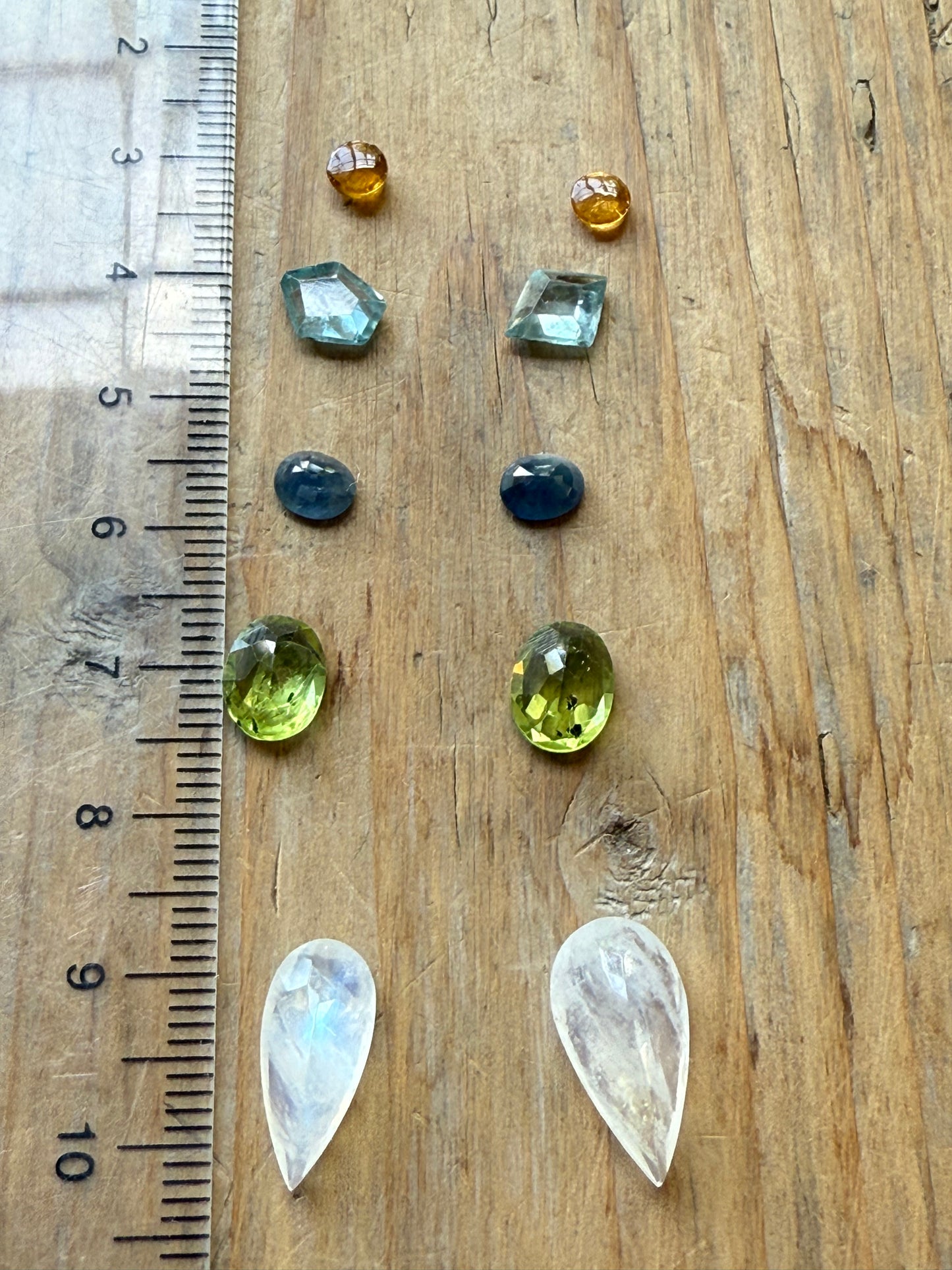 Gemstone Collection 511: Moonstone, Peridot, Rainbow Tourmaline, Blue Topaz, Blue Zircon - 16 CT