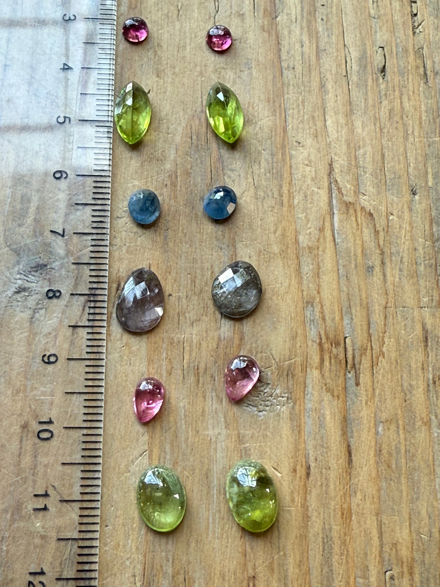 Gemstone Collection 512: Peridot, Rainbow Tourmaline, Blue Topaz, Green Kyanite - 16 CT