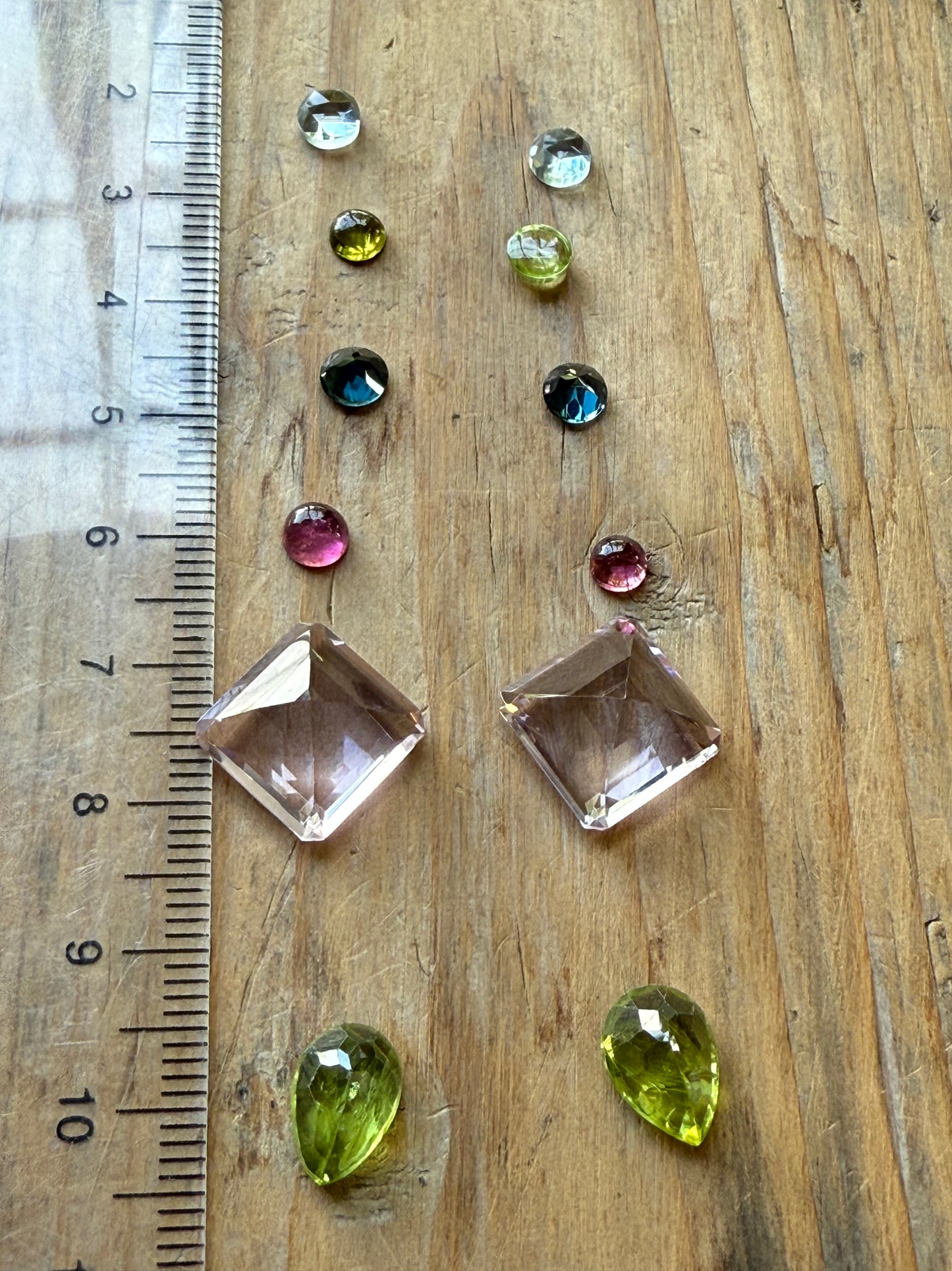 Gemstone Collection 514: Pink Amethyst, Peridot, Rainbow Tourmaline, Blue Sapphire, Aquamarine - 25 CT