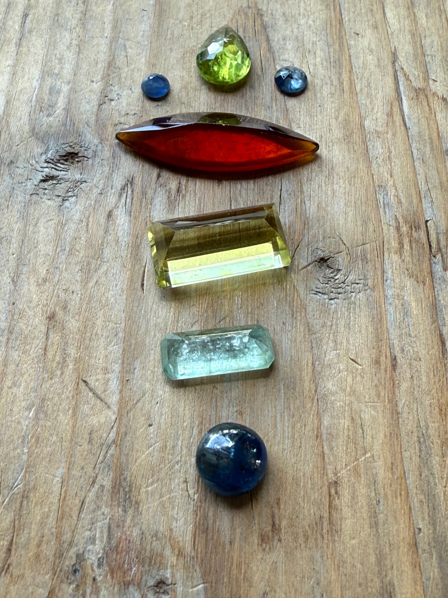 Gemstone Collection 515: Lemon Quartz, Hessonite, Rainbow Tourmaline, Blue Sapphire, Peridot, Kyanite - 27 CT
