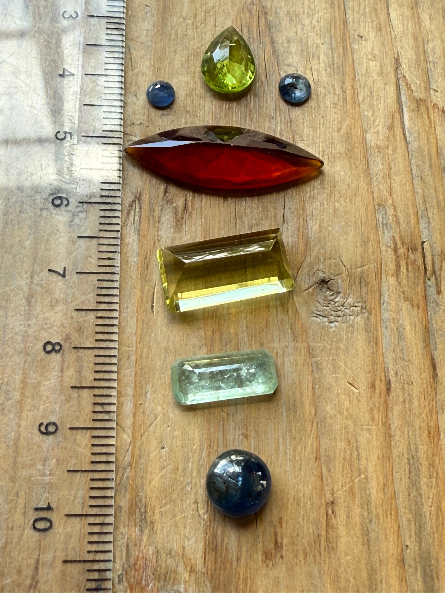 Gemstone Collection 515: Lemon Quartz, Hessonite, Rainbow Tourmaline, Blue Sapphire, Peridot, Kyanite - 27 CT