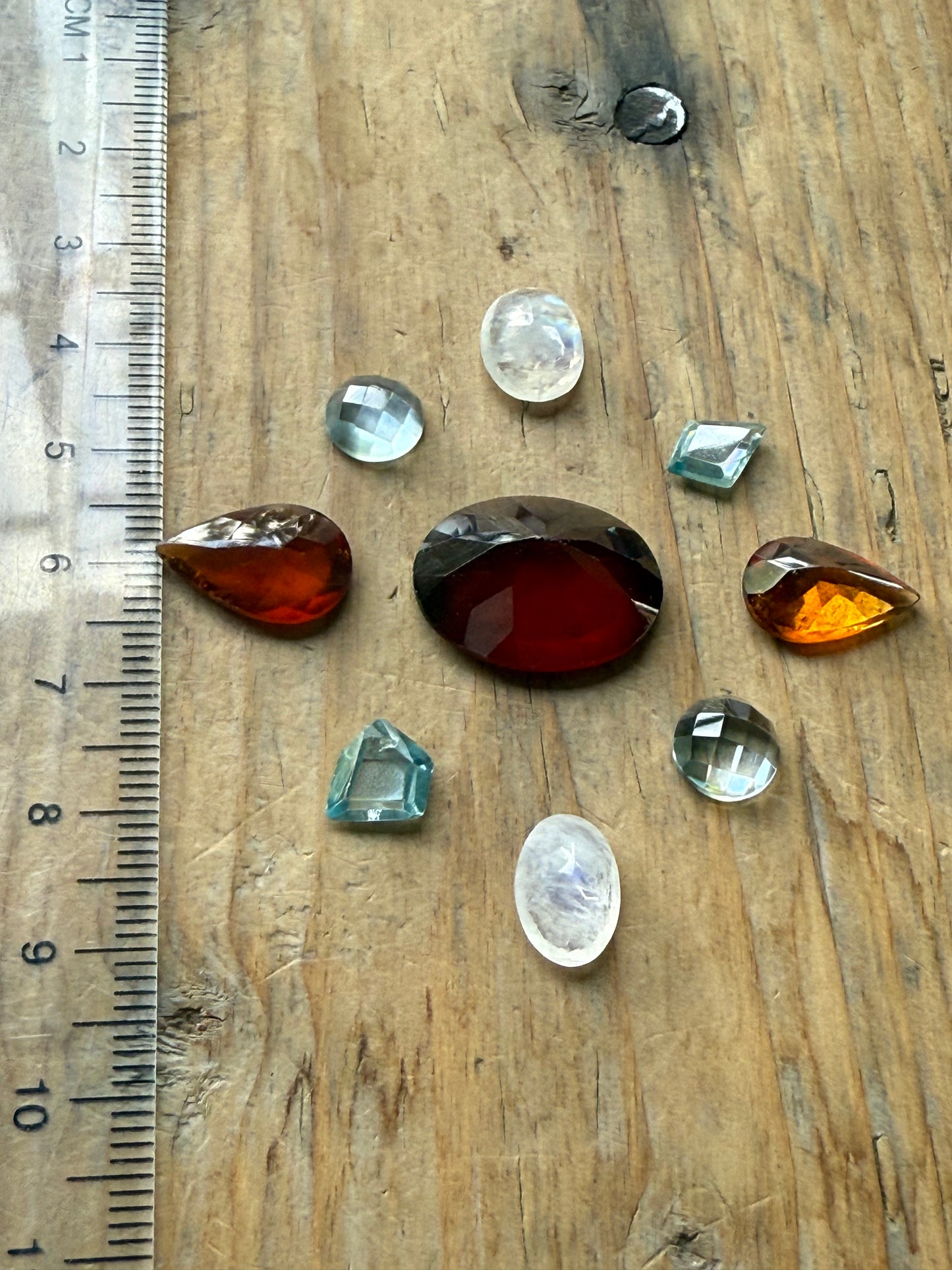 Gemstone Collection 517: Hessonite, Zircon, Moonstone, Aquamarine - 39 CT
