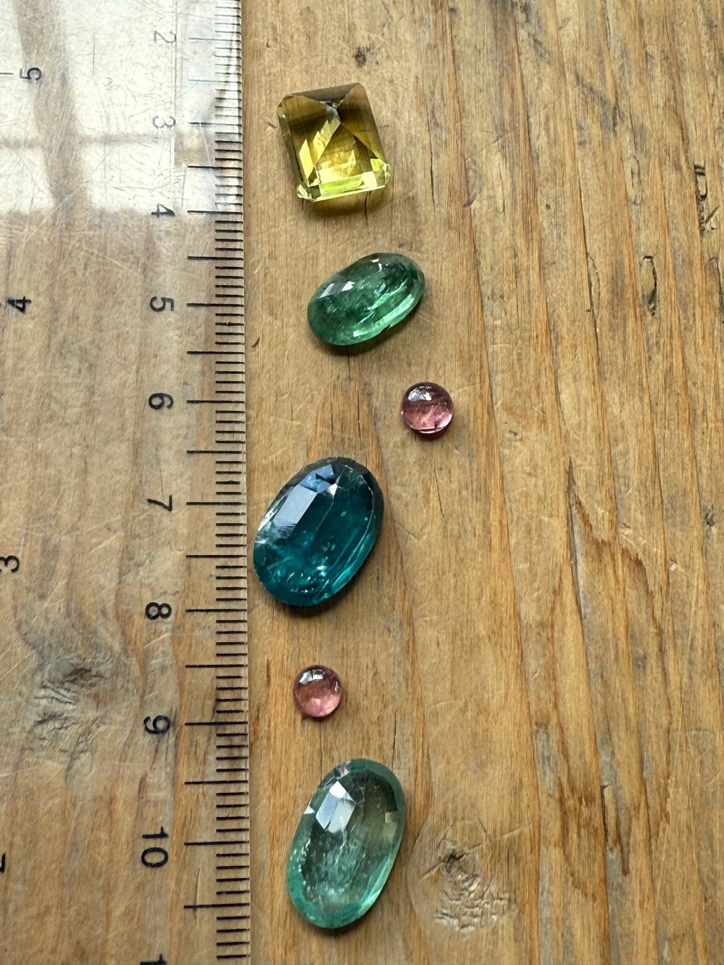 Gemstone Collection 521: Kyanite, Lemon Quartz, Rainbow Tourmaline, Blue Sapphire - 26 CT