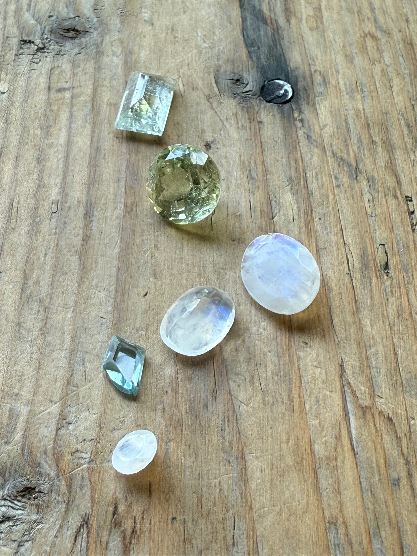 Gemstone Collection 532: Mixed Beryl, Moonstone, Blue Zircon - 32 CT