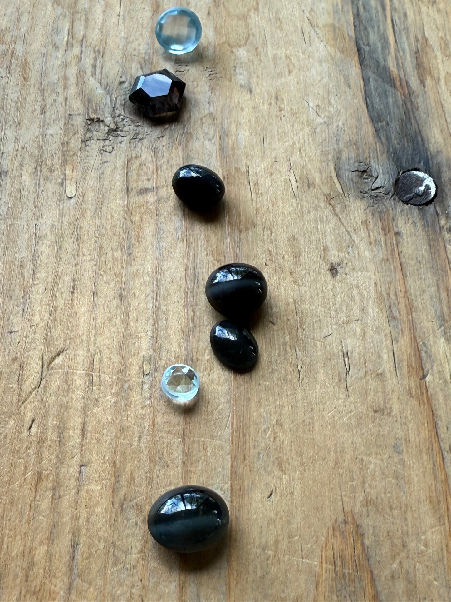 Gemstone Collection 534: Star Sapphire Cabs, Rainbow Tourmaline - 17 CT