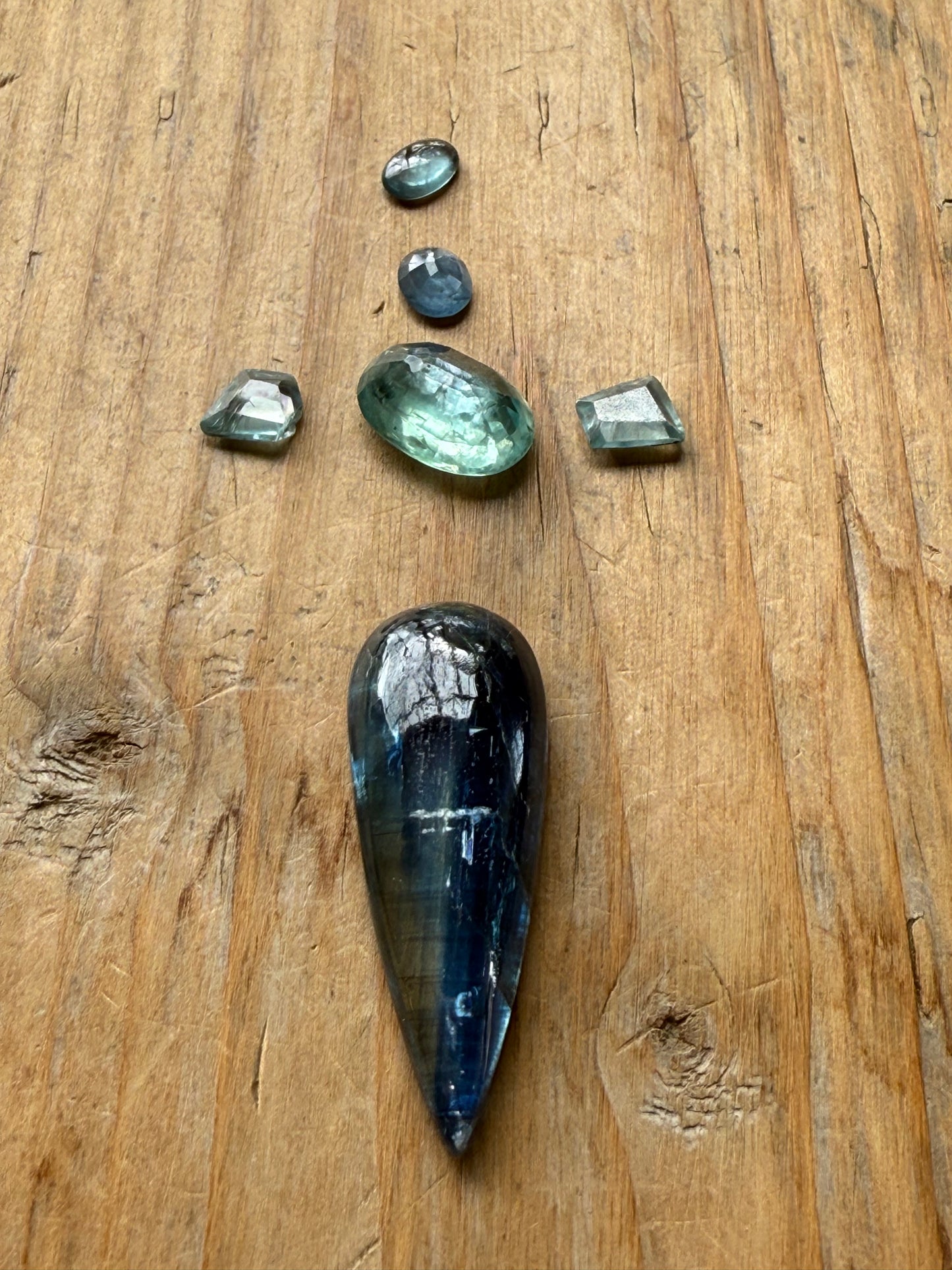 Gemstone Collection 544: Kyanite, Blue Zircon, Blue Topaz - 29 CT