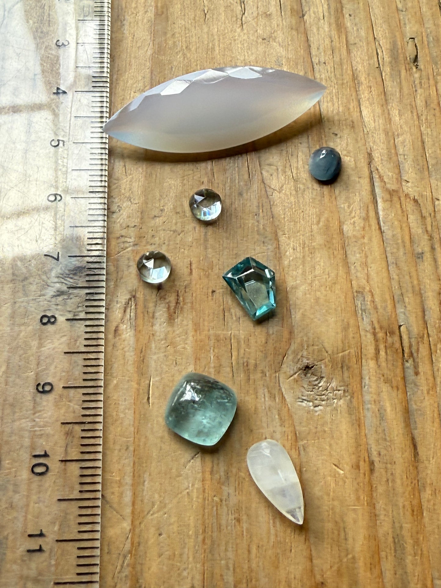 Gemstone Collection 560: Moonstone, Blue Zircon, Kyanite, Blue Sapphire, Aquamarine, Chalcedony - 25 CT