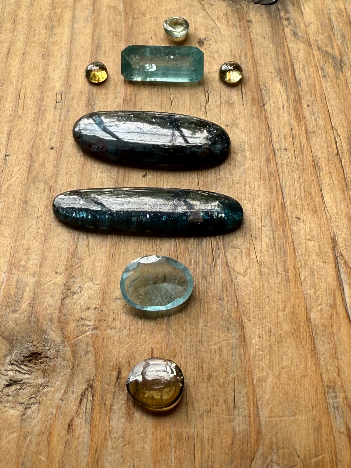 Gemstone Collection 562: Kyanite, Aquamarine, Rainbow Tourmaline - 29 CT