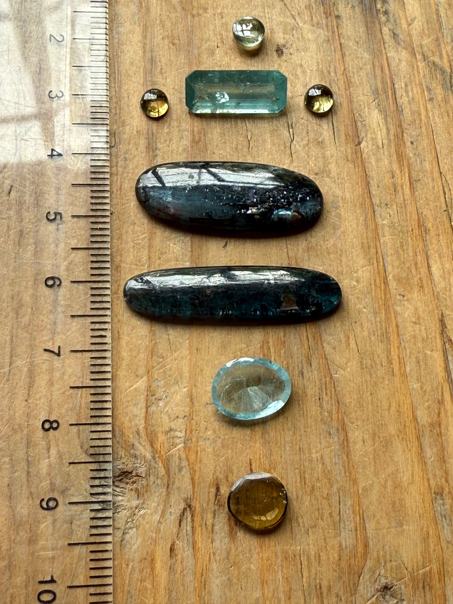 Gemstone Collection 562: Kyanite, Aquamarine, Rainbow Tourmaline - 29 CT