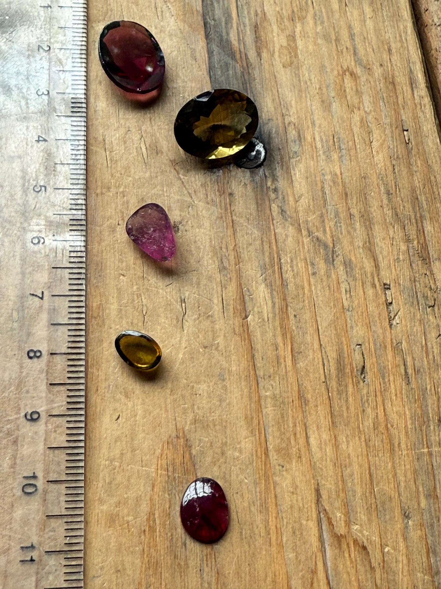 Gemstone Collection 580: Honey Quartz, Hessonite, Rainbow Tourmaline - 21 CT