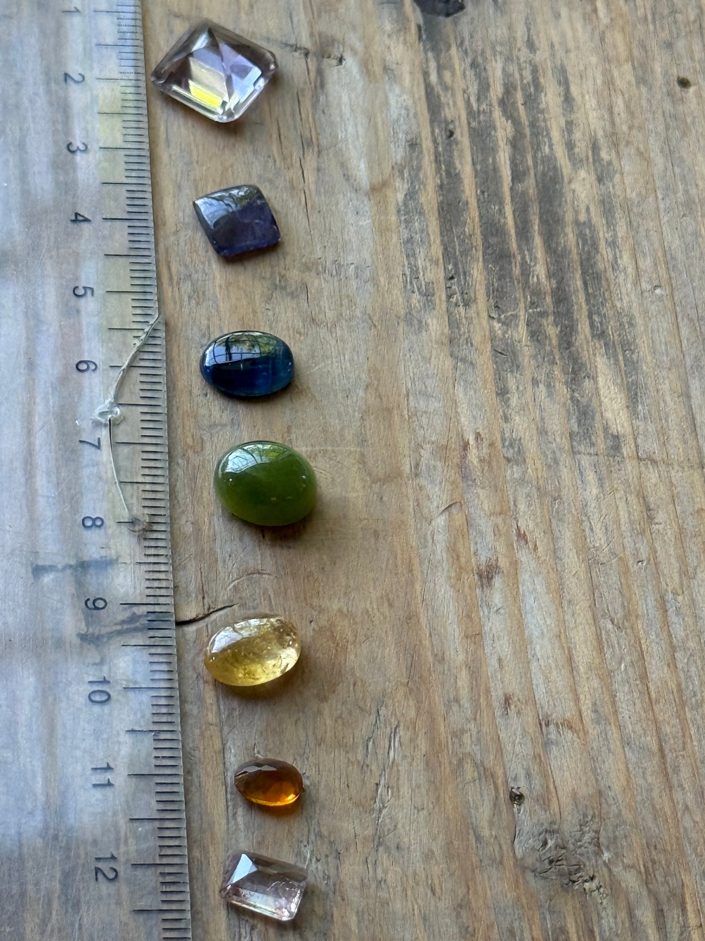 Gemstone Collection 596: Imperial sapphire, Green Kyanite, Pink Amethyst, Iolite, Citrine, Kyanite, Elestial Quartz - 24 CT