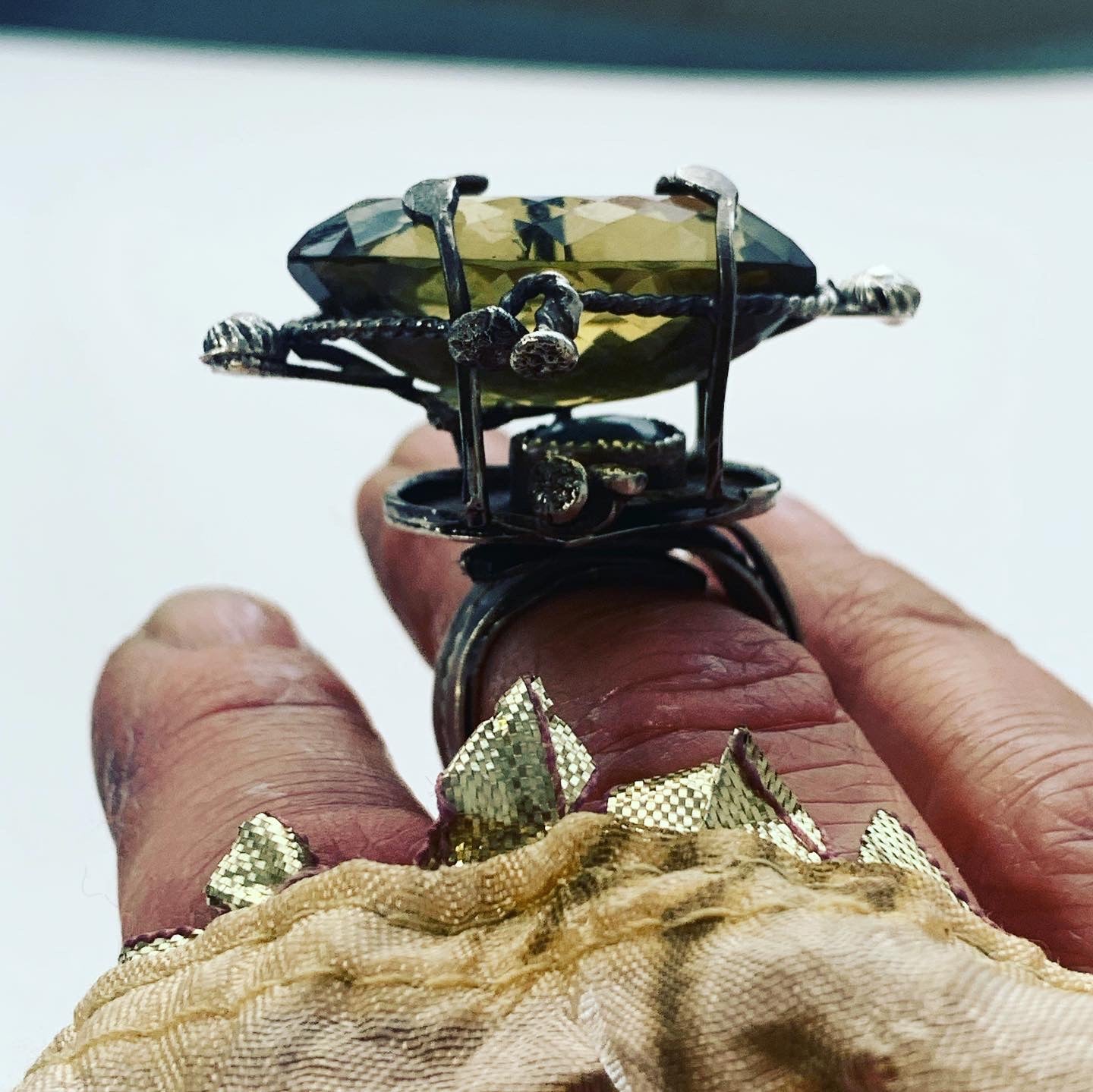 Workshop: Sacred Objects - Exploring Nontraditional Stone Setting April 18-22, 2023
