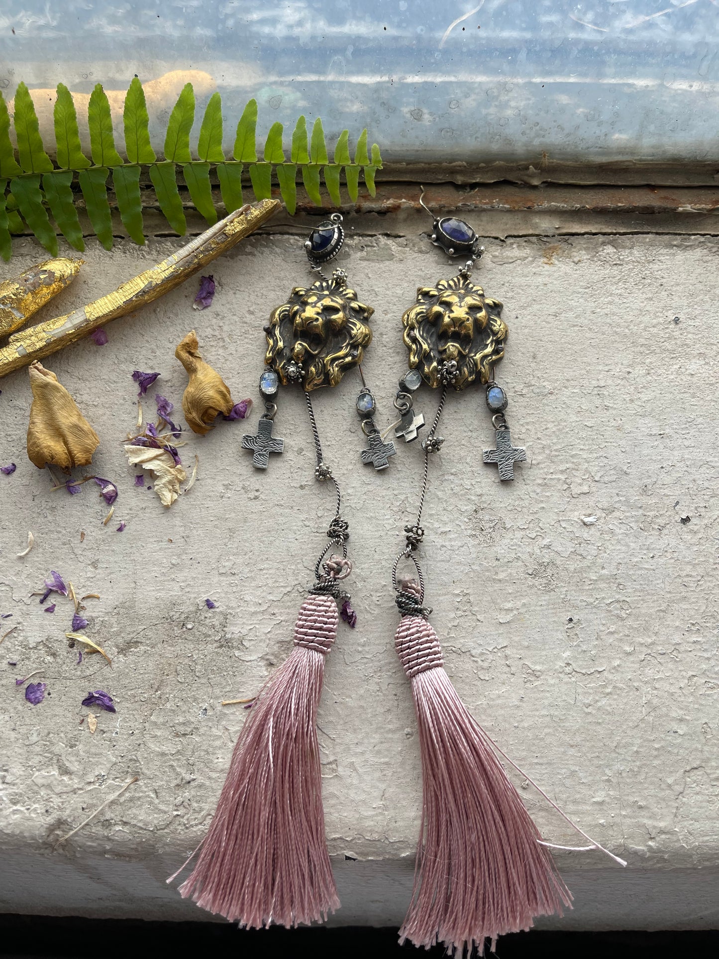 EARRINGS 06