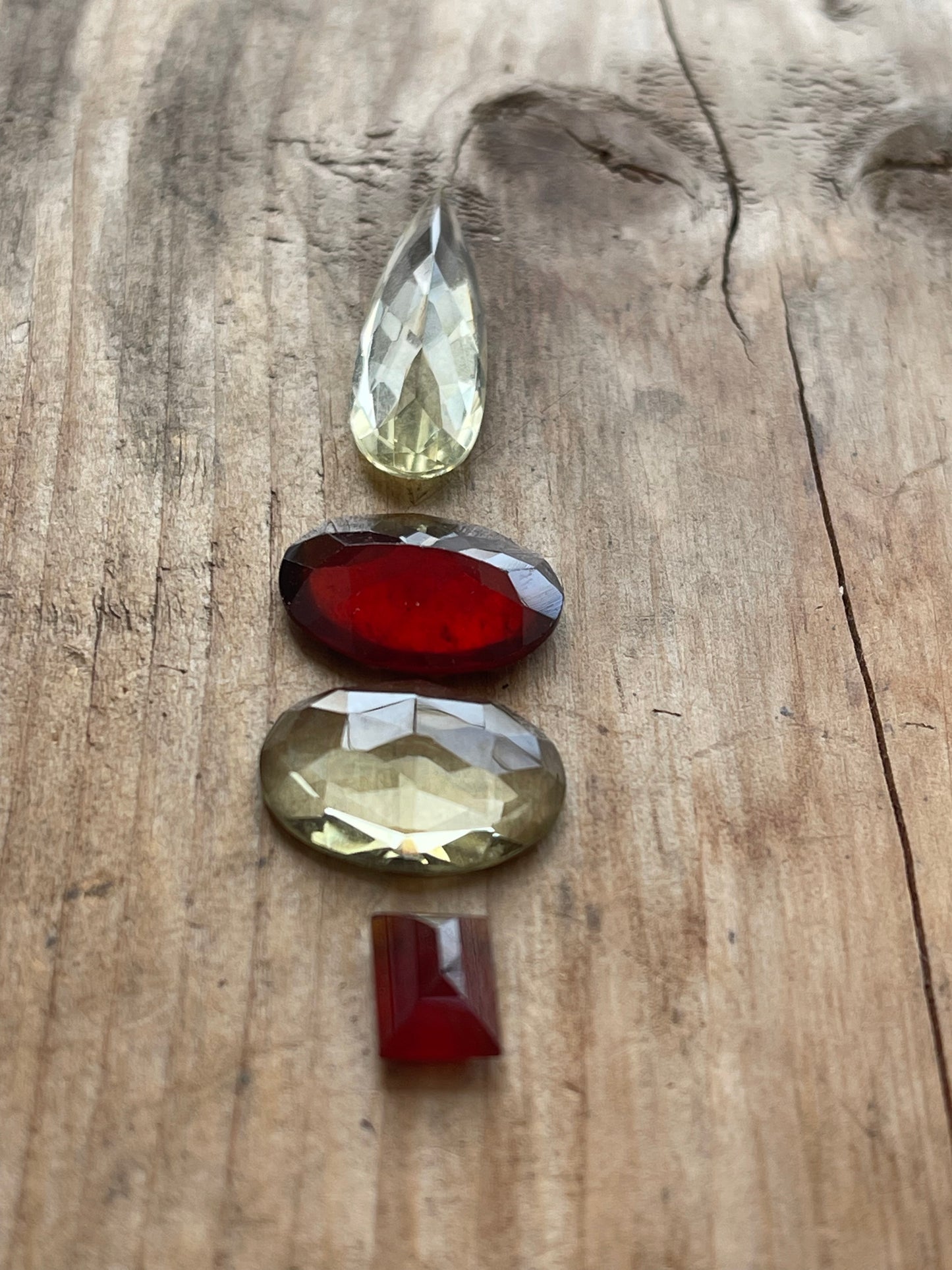 Gemstone Collection 14: Lemon Quartz, Hessonite - 20CT