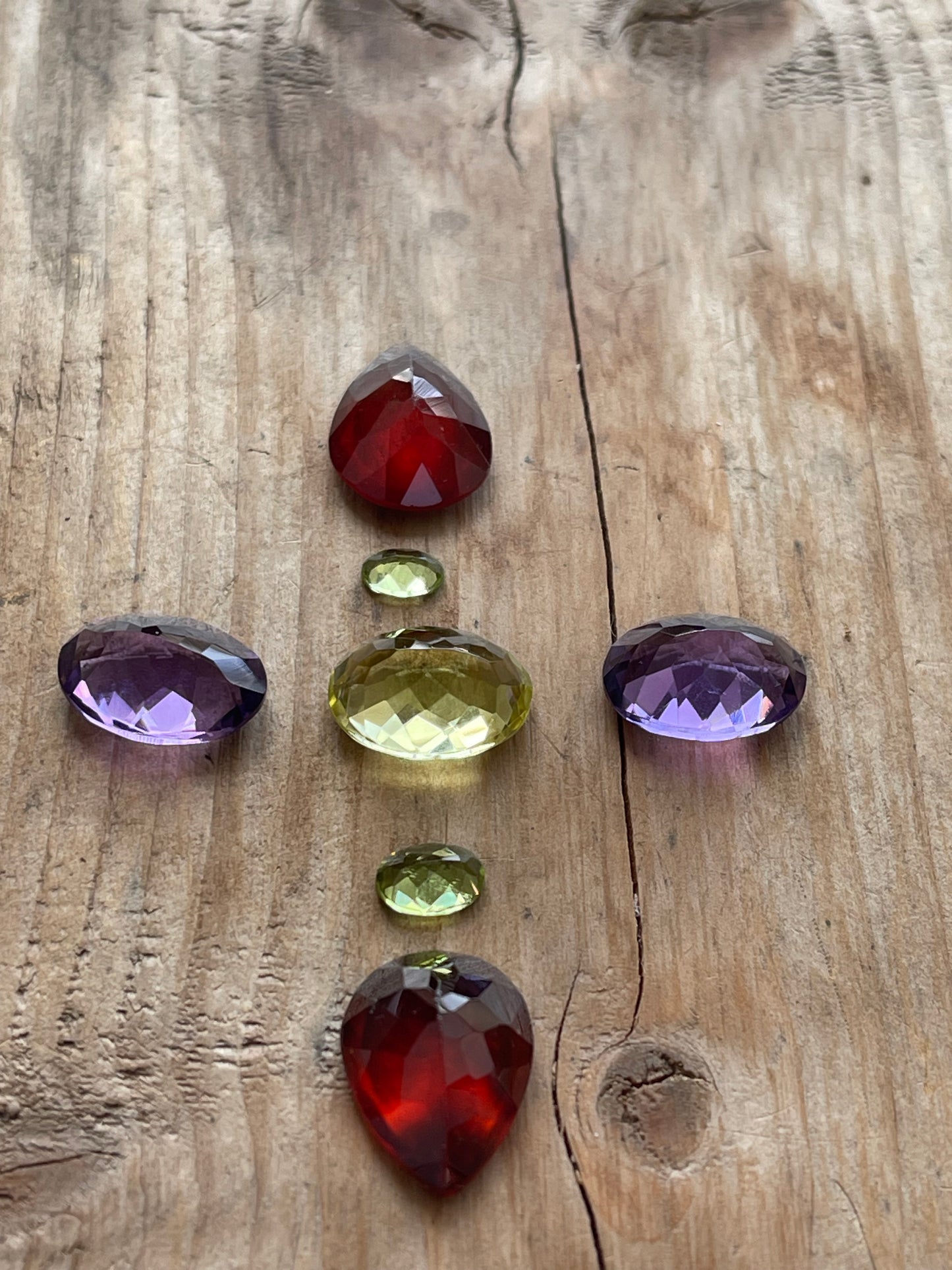 Gemstone Collection 19: Lemon Quartz, Amethyst, Hessonite, Peridot - 36CT