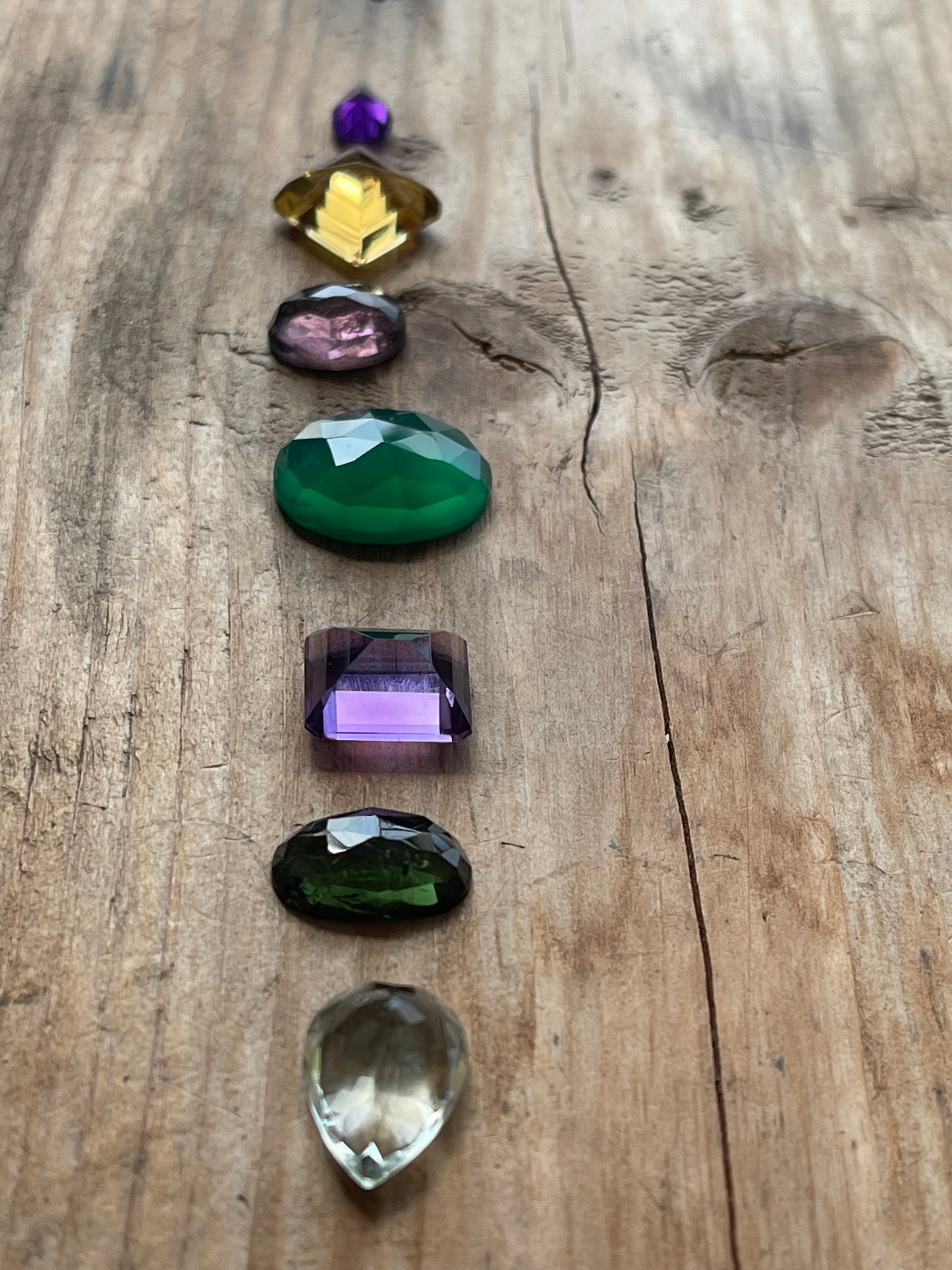 Gemstone Collection 68: Amethyst, Citrine, Green Onyx, Green Amethyst, Iolite, Rainbow Tourmaline - 27CT