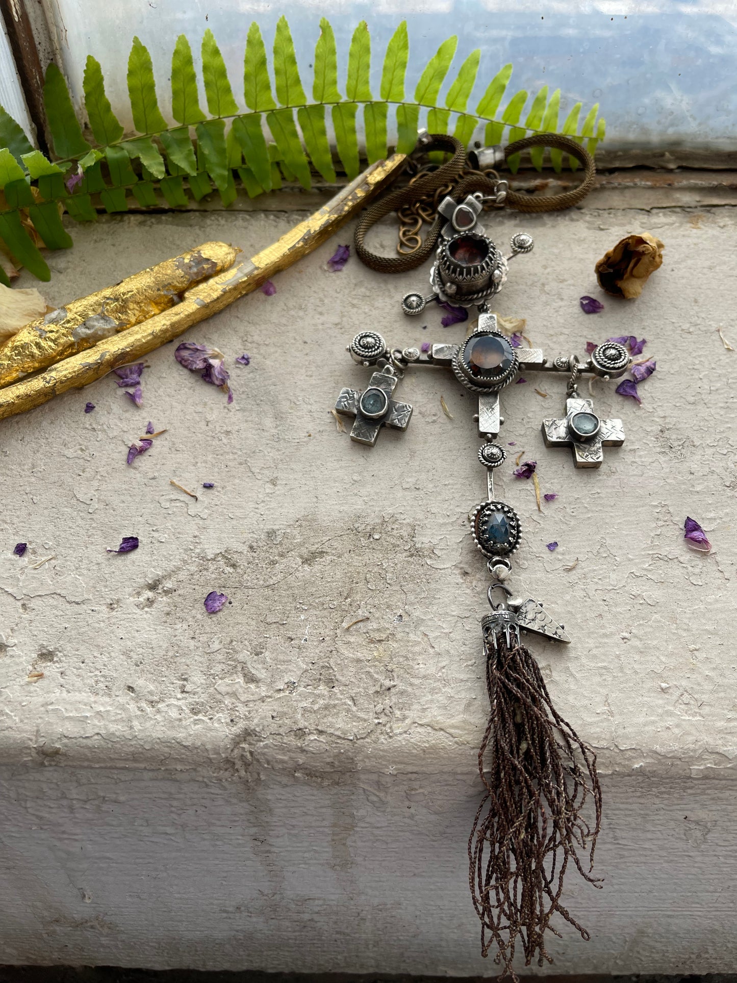 NECKLACE 03 : YOGA BREATH