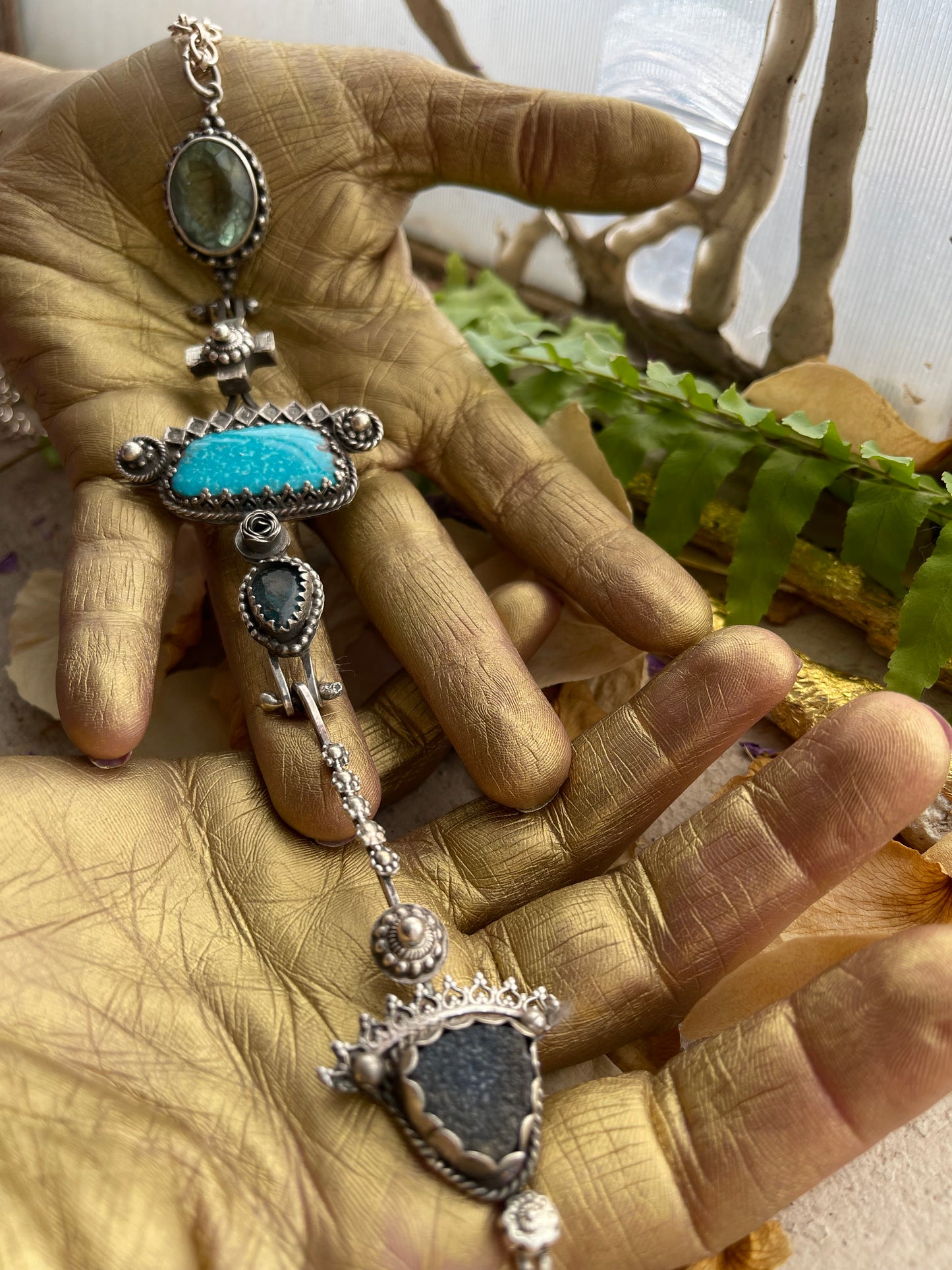 NECKLACE 04 : BALANCE