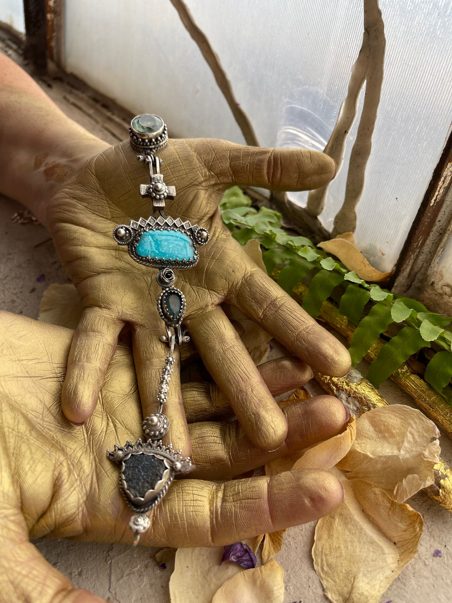 NECKLACE 04 : BALANCE