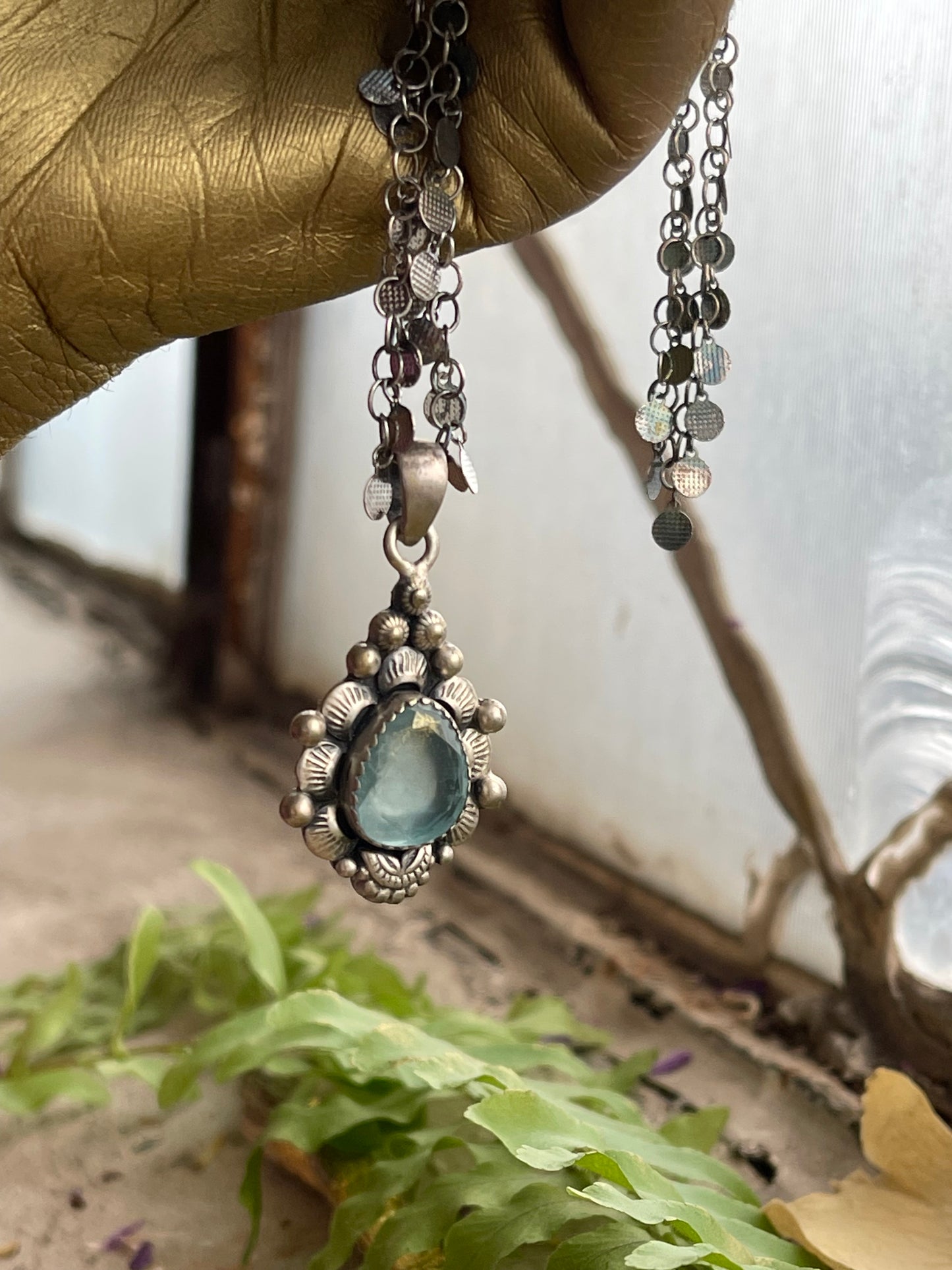 NECKLACE 09