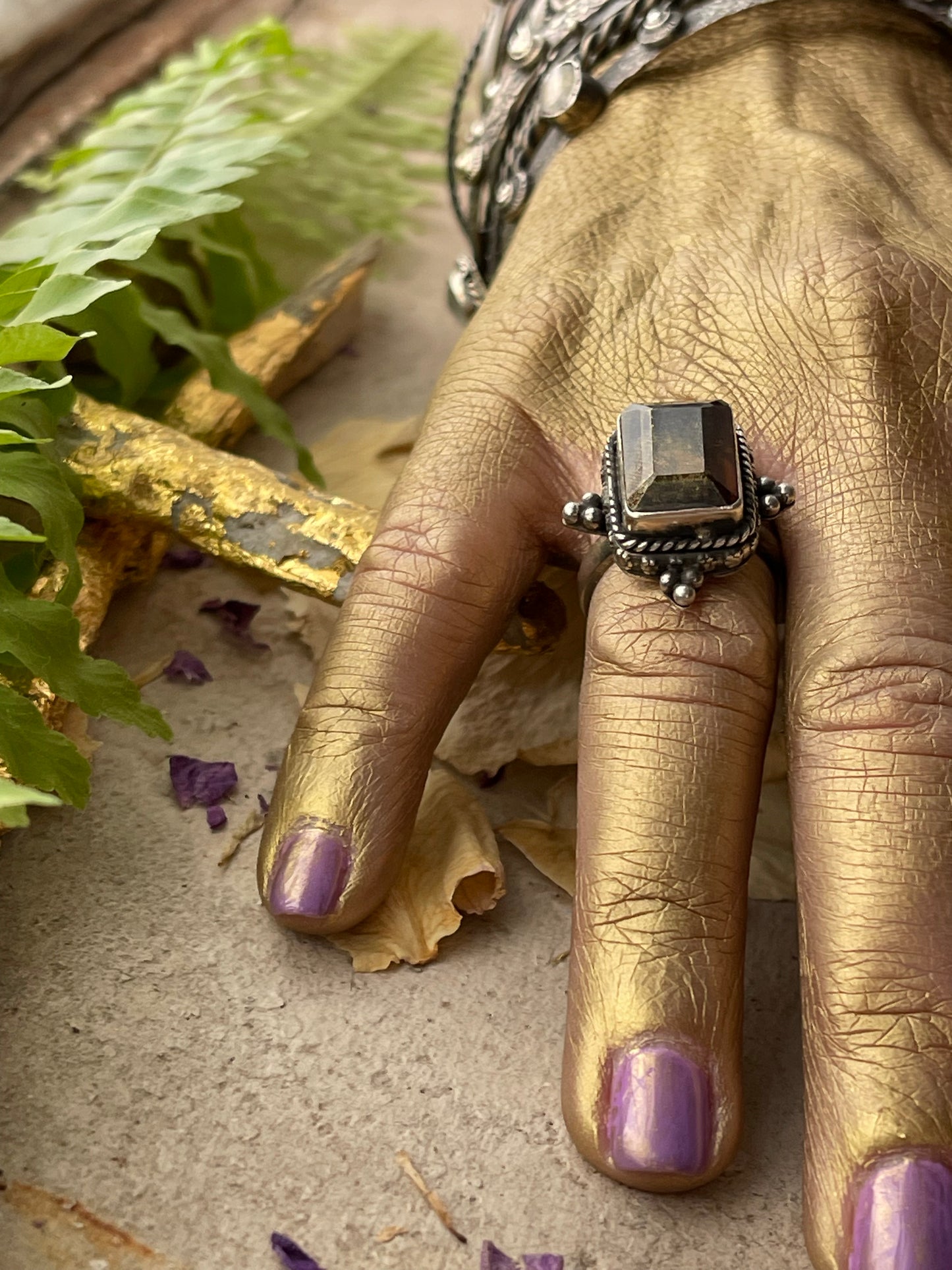 Ring 9
