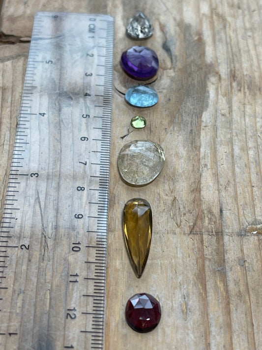 Chakra Set - Amethyst, Hessonite, Peridot, Clear Speckled Agate, Honey Quartz, Aquamarine, Yellow Rutilated Quartz - 31CT