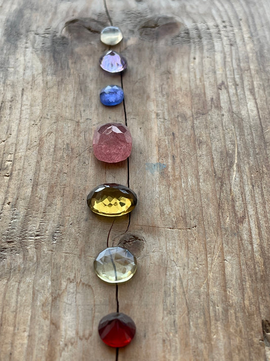 Gemstone Collection 07: Chakra Stone - Garnet, Honey Quartz, Lemon Quartz, Moonstone, Amethyst, Cherry Quartz (29CT)