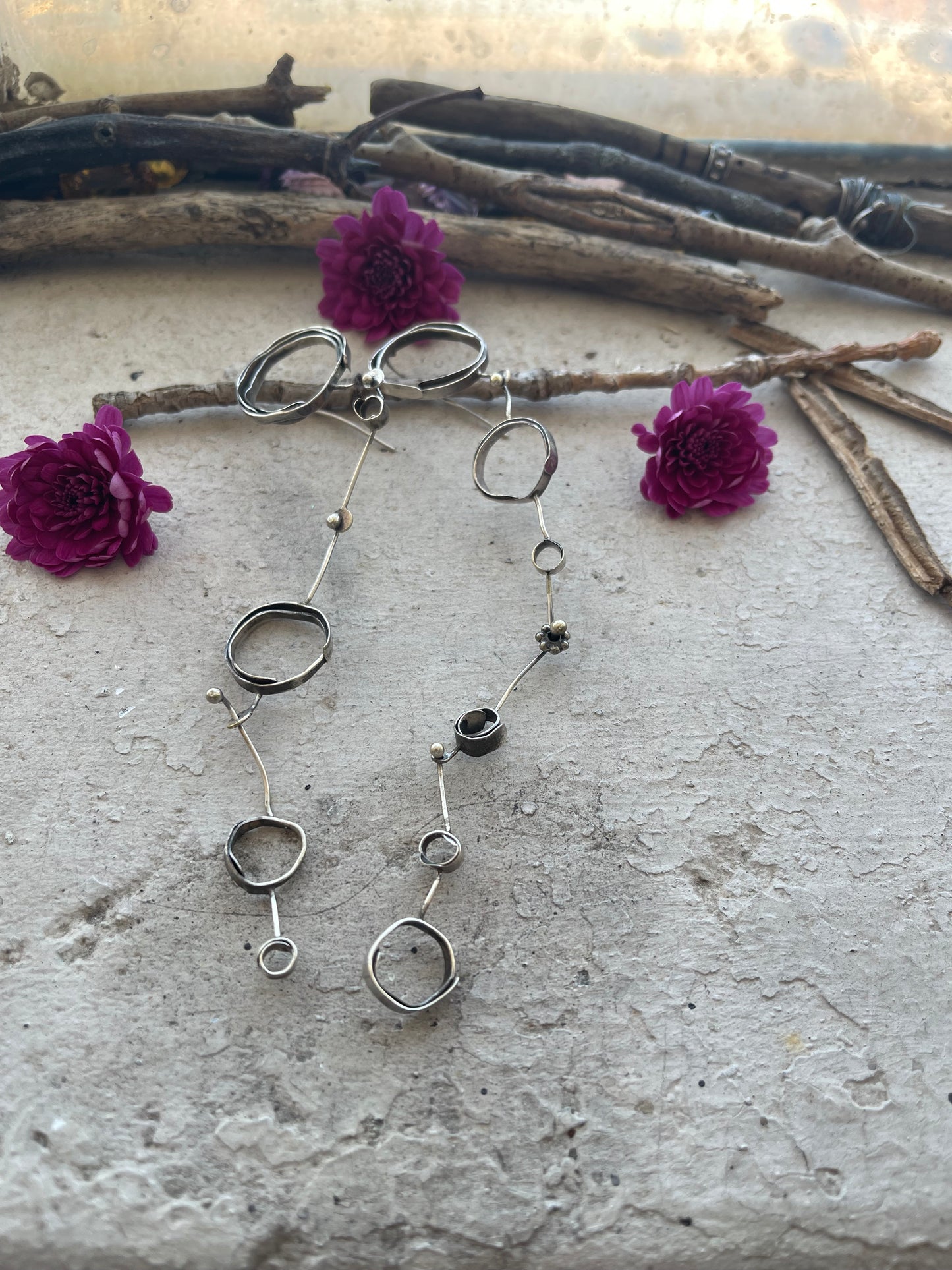 EARRING 101: STERLING SILVER CIRCLE EARRING