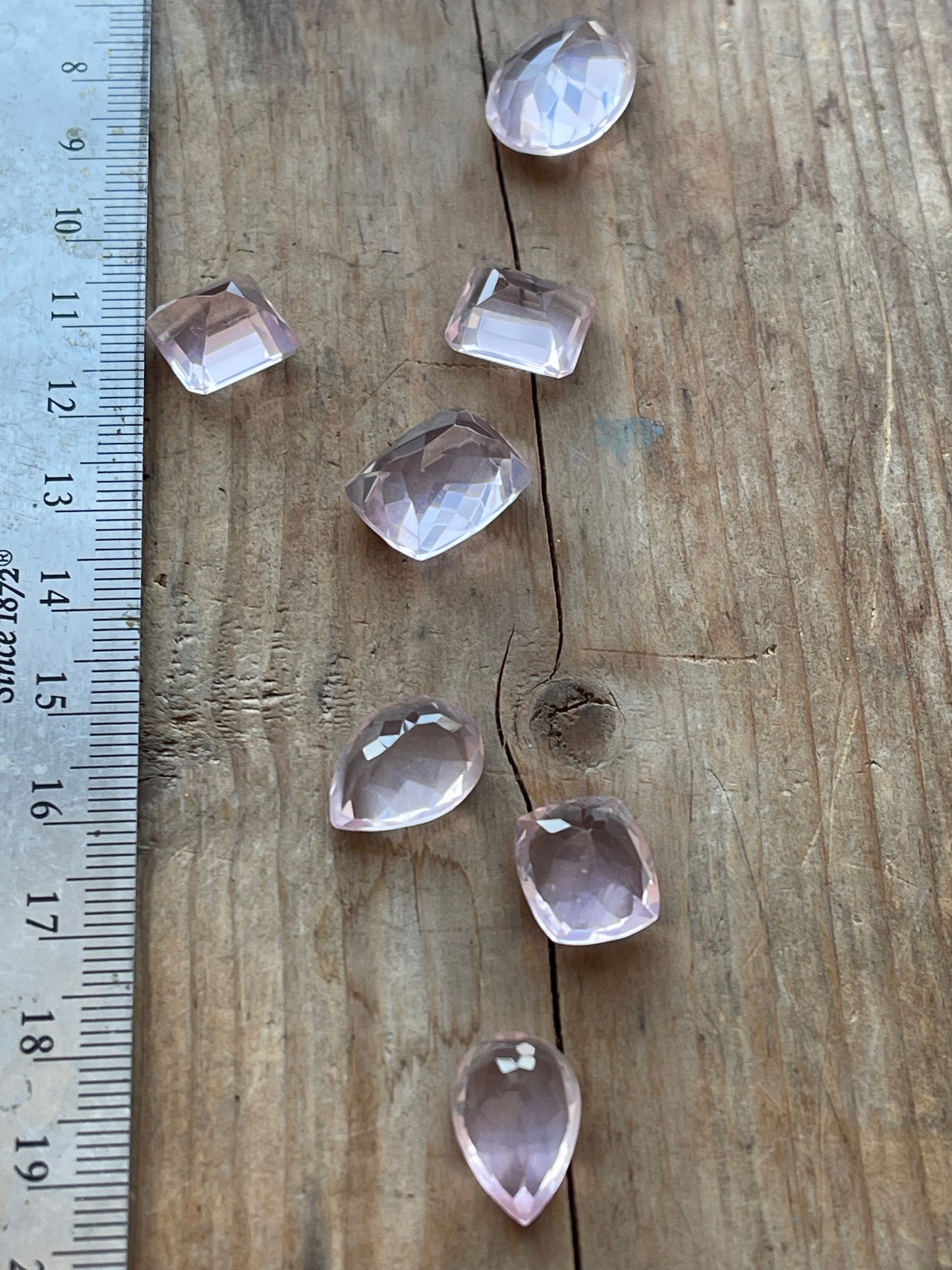 Gemstone Collection 13: Rose Quartz (49CT)