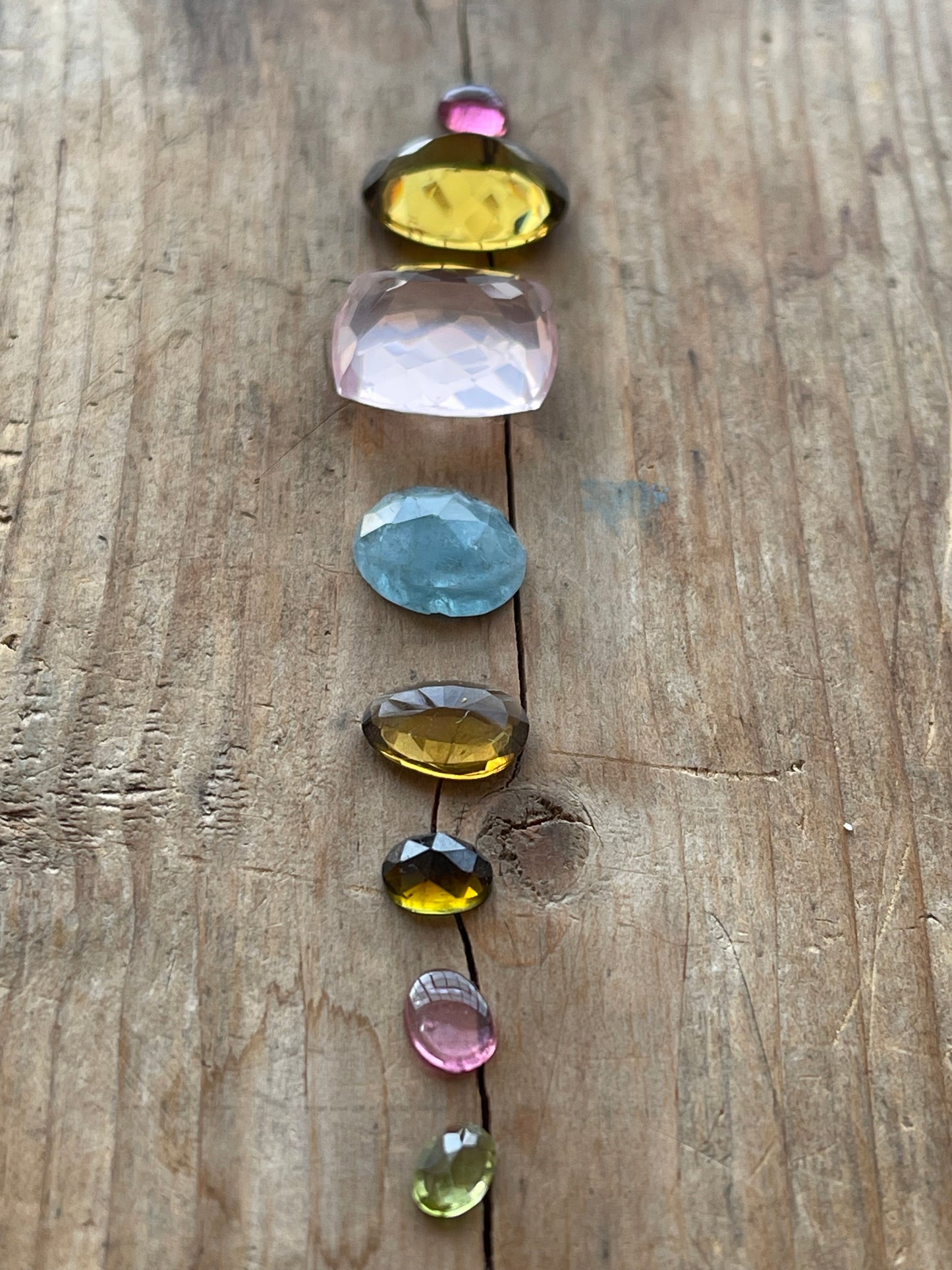 Gemstone Collection 17: Rose Quartz, Honey Quartz, Peridot, Aquamarine, Rainbow Tourmaline (29CT)