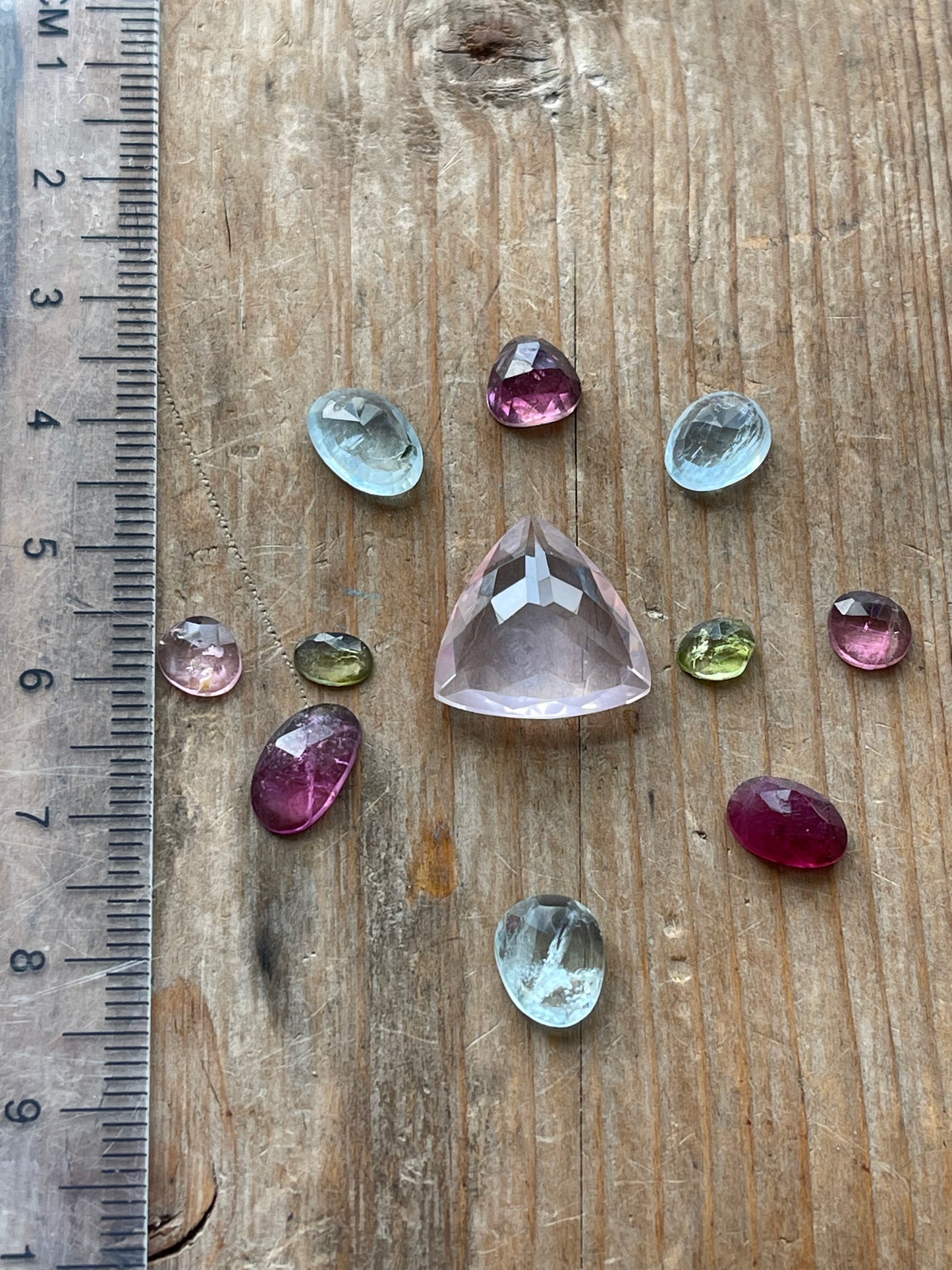 Gemstone Collection 185: Rose Quartz, Rainbow Tourmaline, Aquamarine, Peridot (18 CT)