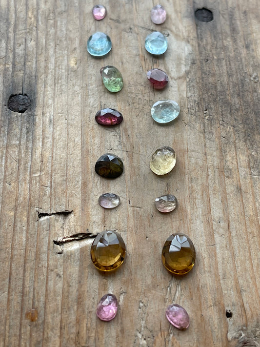 Gemstone Collection 188: Honey Quartz, Aquamarine, Peridot, Milky Aquamarine (19 CT)