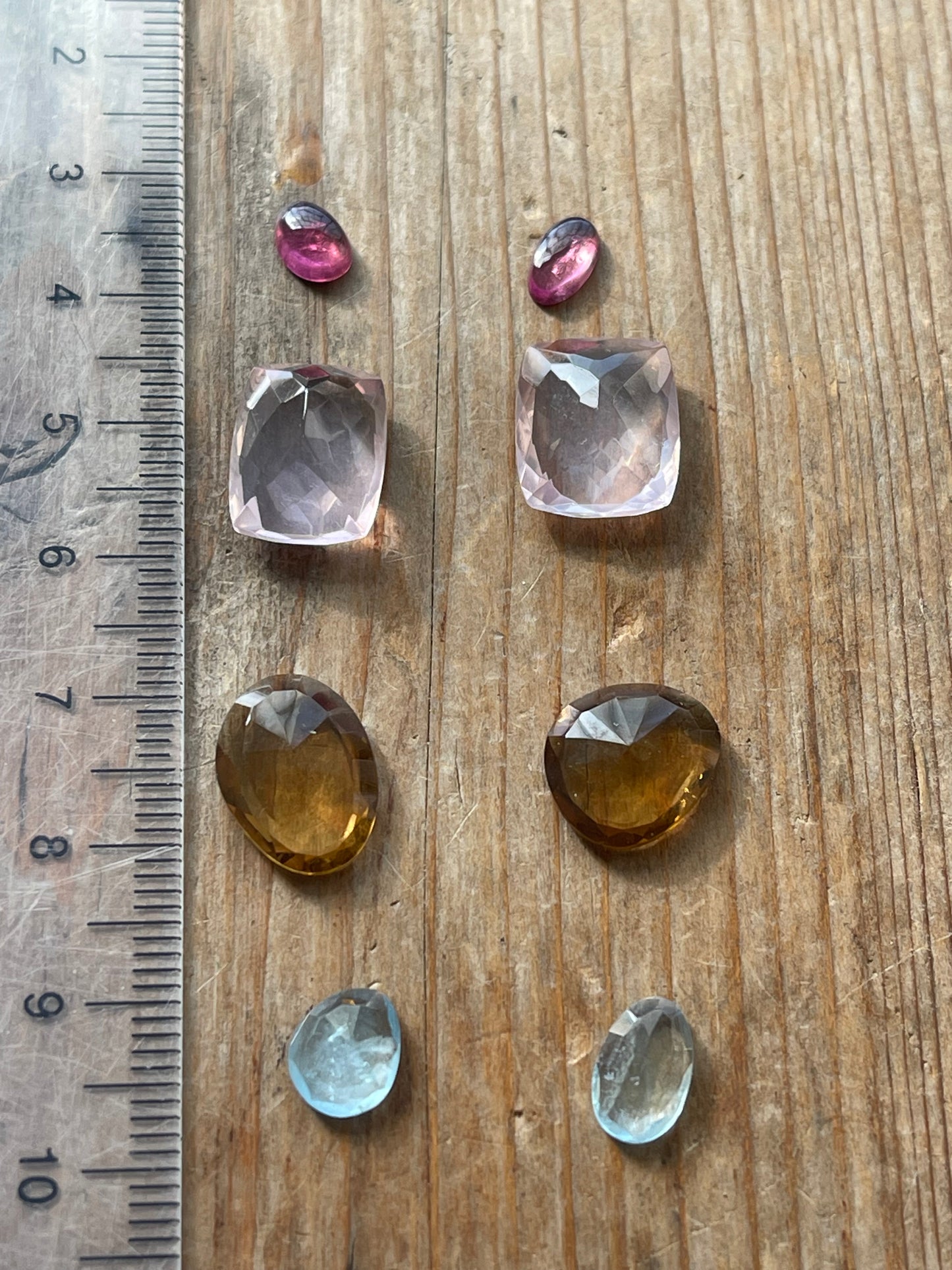 Gemstone Collection 204: Rose Quartz, Honey Quartz, Aquamarine, Rainbow Tourmaline (21 CT)