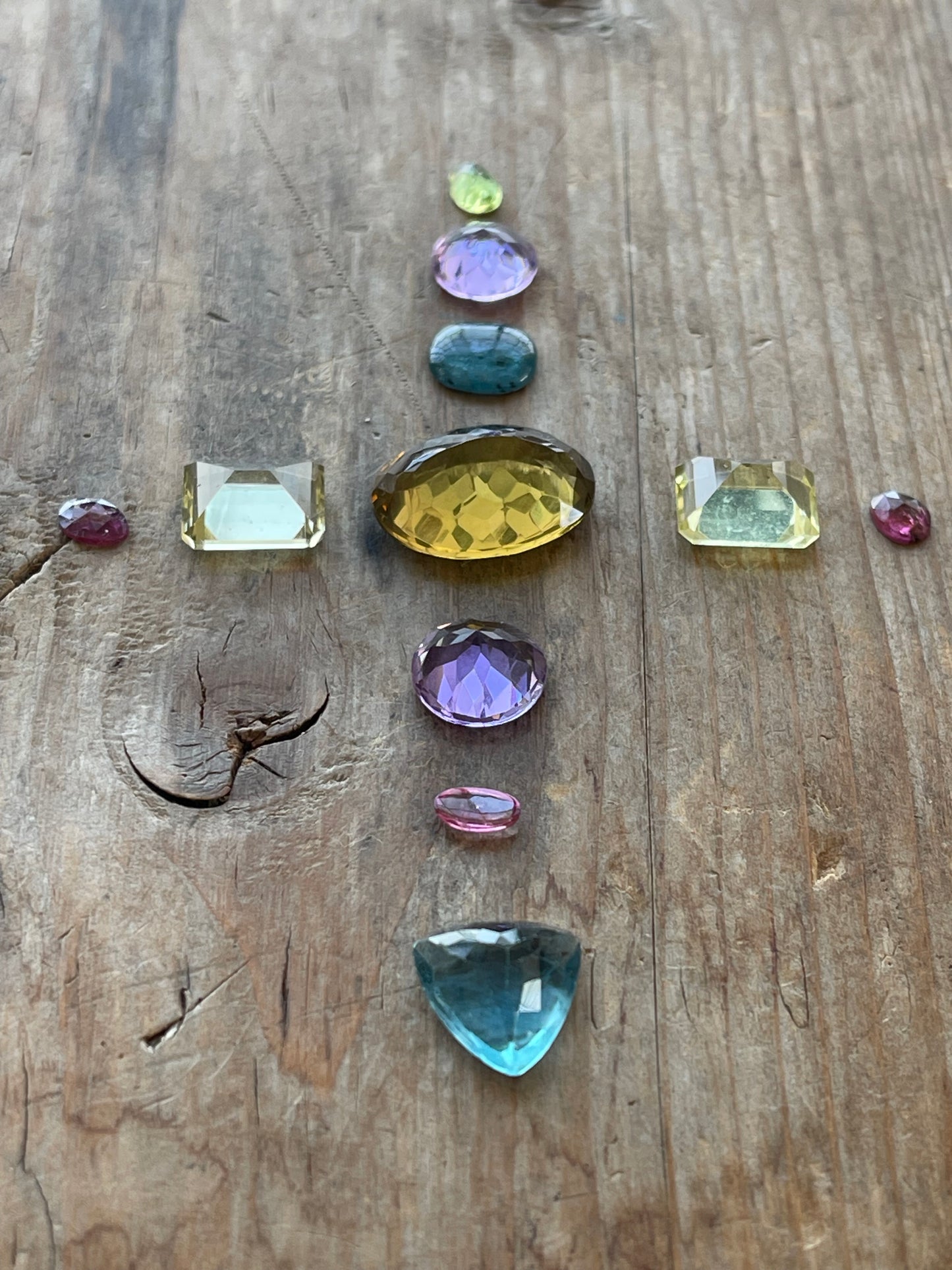 Gemstone Collection 216 - Amethyst, Kyanite, Honey Quartz, Lemon Quartz, Watermelon Pink Tourmaline Slice, Faceted Peridot - 33CT