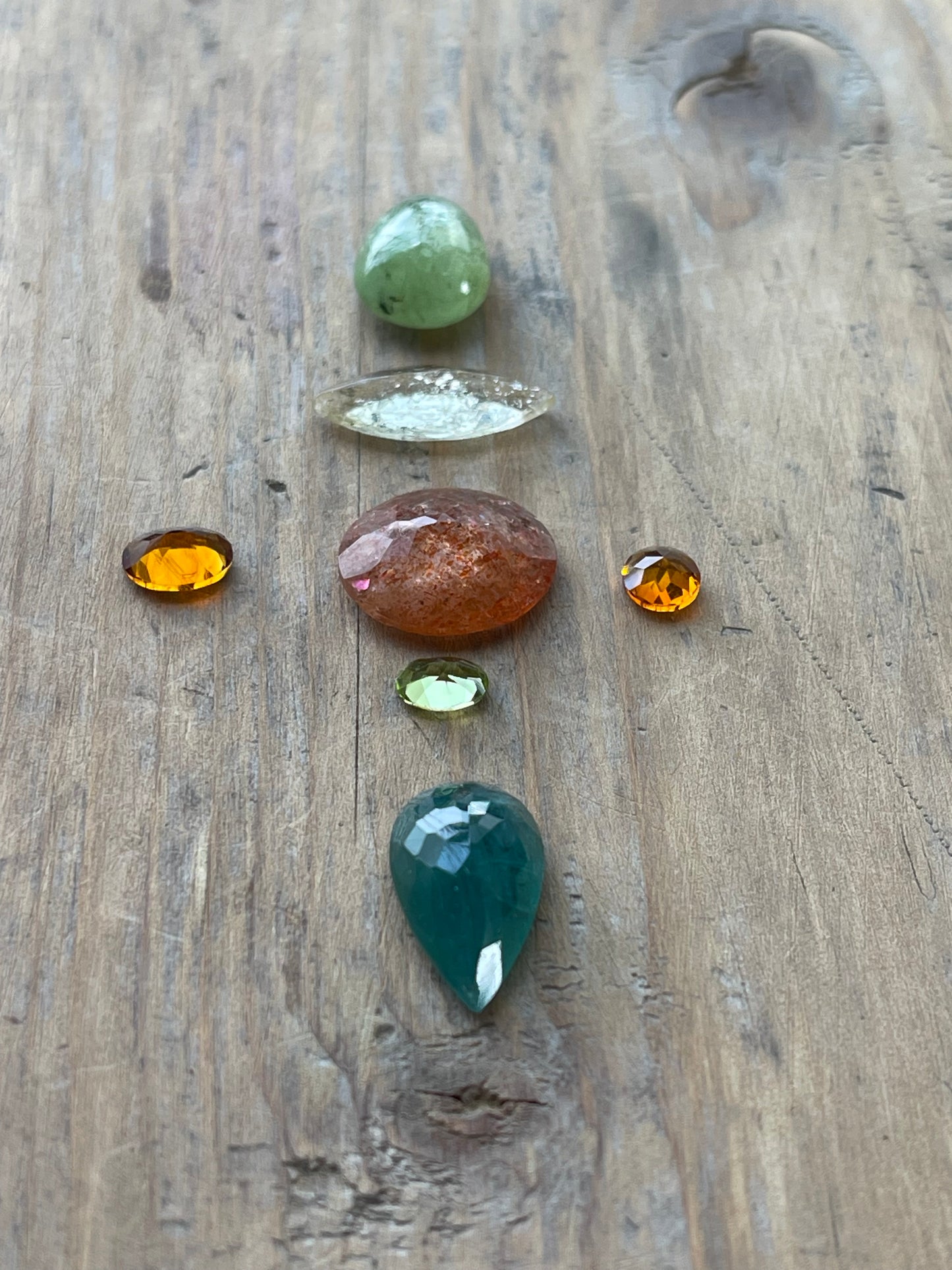 Gemstone Collection 316: Sunstone, Green Kyanite, Brandy Citrine, Grandidierite, Scapolite, Prehnite - 21CT