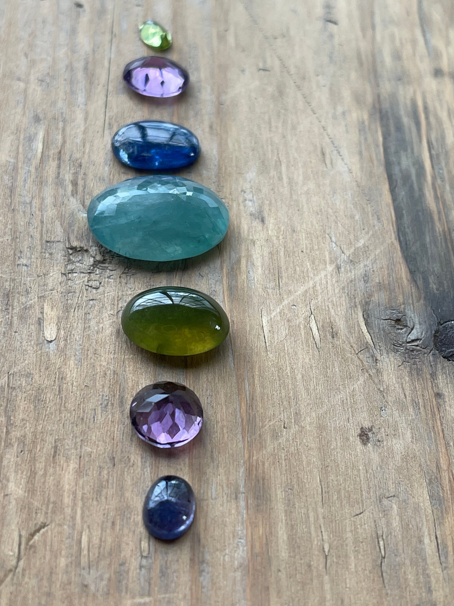 Gemstone Collection 319: Grandidierite, Vesuvianite, Prehnite, Kyanite, Iolite, Amethyst - 33CT