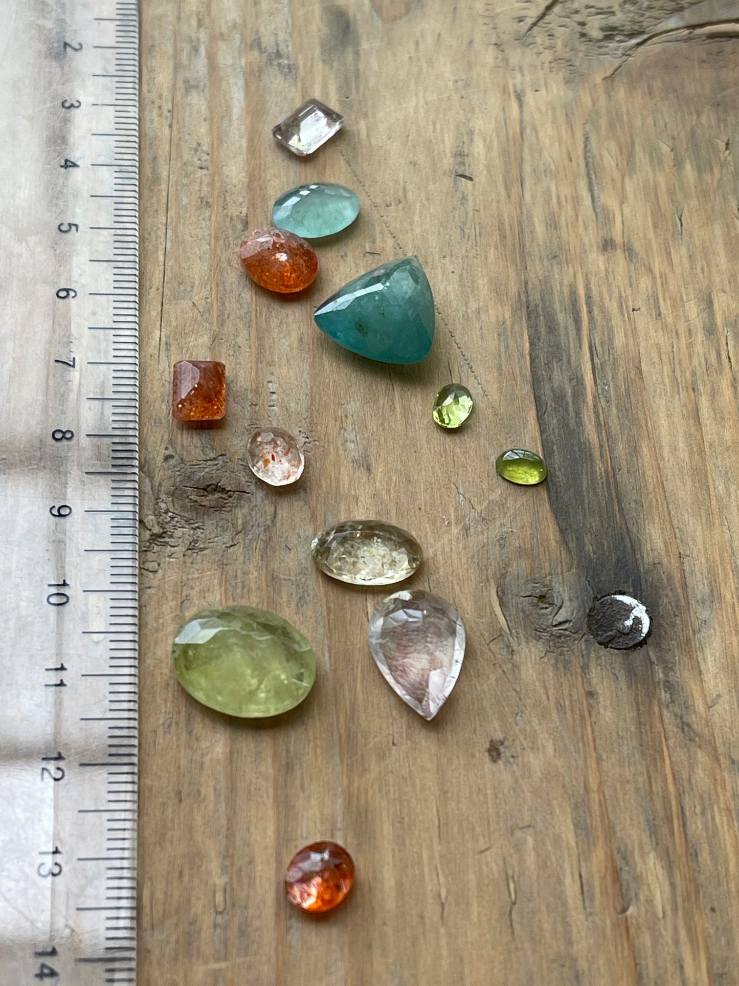 Gemstone Collection 323: Grandidierite, Prehnite, Sunstone, Scapolite, Elestial Quartz, Vesuvianite - 35CT