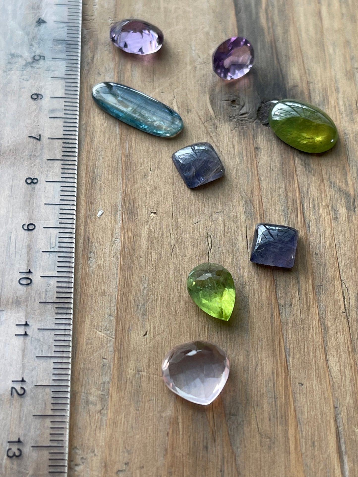 Gemstone Collection 341: Rose Quartz, Vesuvianite, Kyanite, Iolite, Pink Opal - 27CT