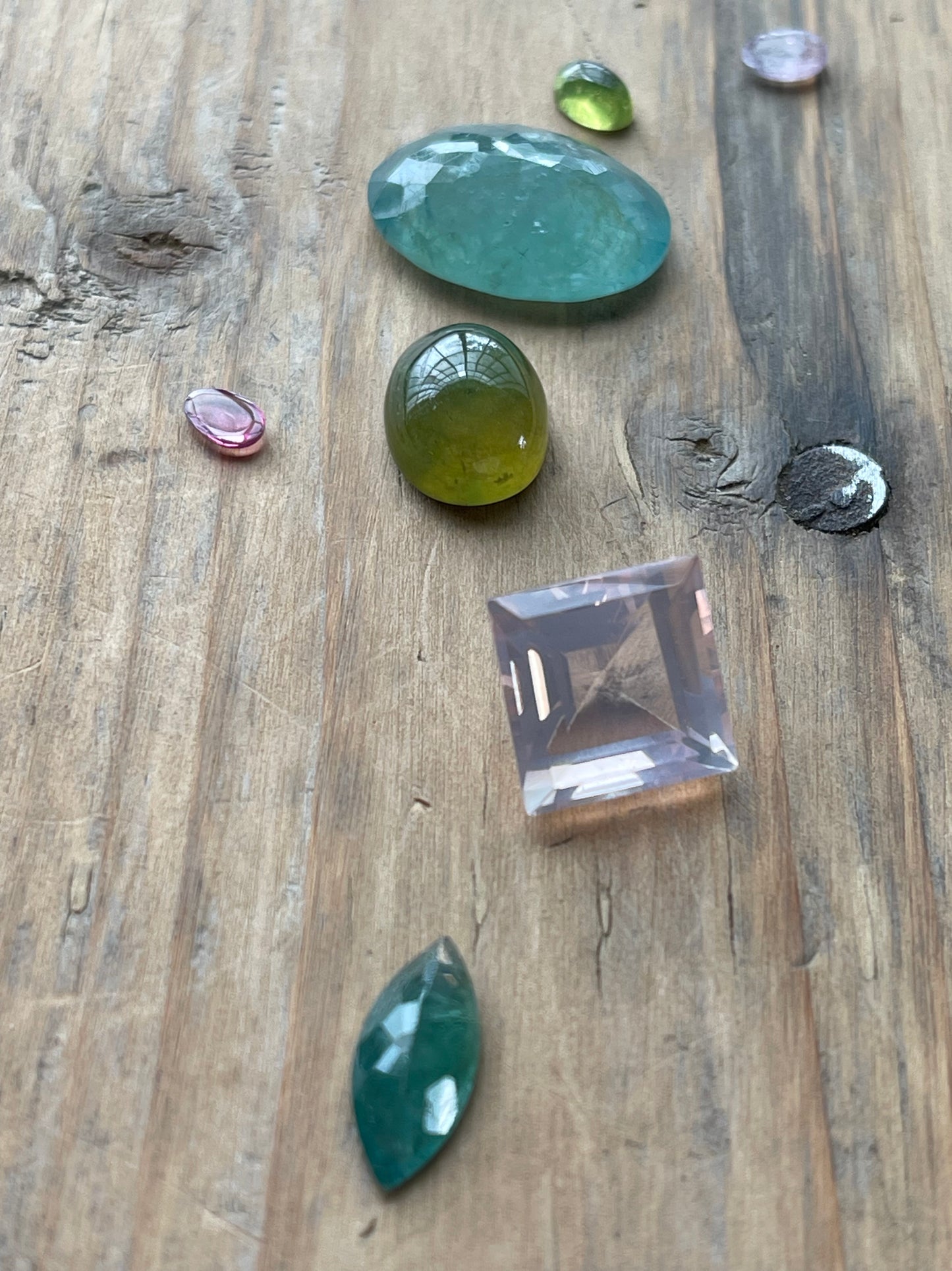Gemstone Collection 343: Rose Quartz, Vesuvianite, Grandidierite, Pink Opal -31CT