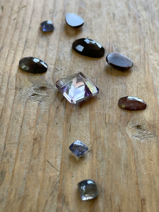 Gemstone Collection 462: Pink Amethyst, Iolite, Rainbow Tourmaline - 19 CT