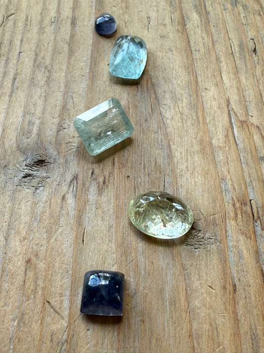 Gemstone Collection 516: Mixed Beryl, Iolite - 25 CT