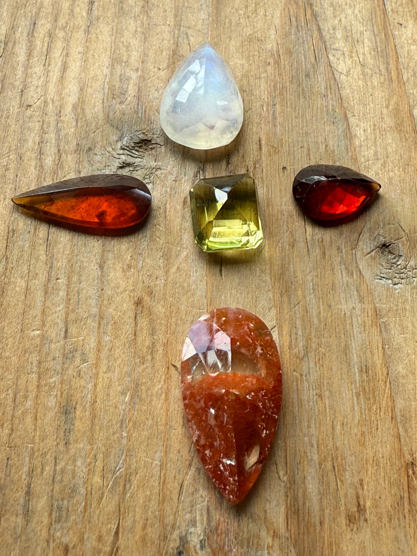 Gemstone Collection 520: Red Inclusion Quartz, Hessonite, Moonstone, Lemon Quartz - 35 CT