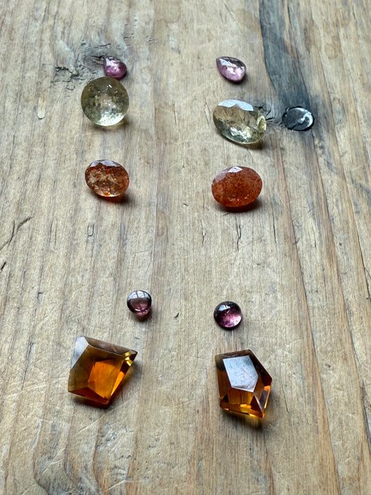 Gemstone Collection 575: Mixed Beryl, Fancy Citrine, Rainbow Tourmaline, Sunstones - 17 CT