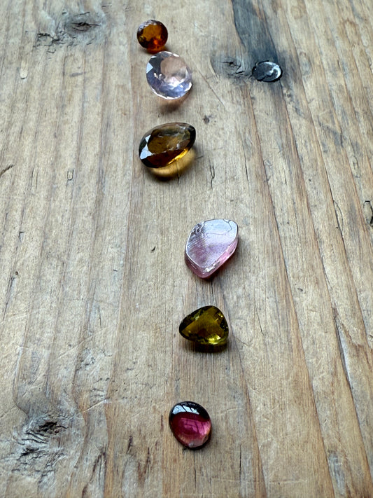 Gemstone Collection 579: Rose Quartz, Rainbow Tourmaline, Honey Quartz, Citrine - 14 CT