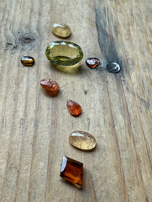 Gemstone Collection 584: Lemon Quartz, Fancy Citrine, Imperial Topaz, Rainbow Tourmaline, Sunstone - 26 CT