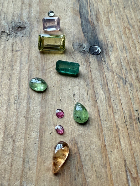 Gemstone Collection 587: Kyanite, Rose Quartz, Green Kyanite, Rainbow Tourmaline, Lemon Quartz - 23 CT